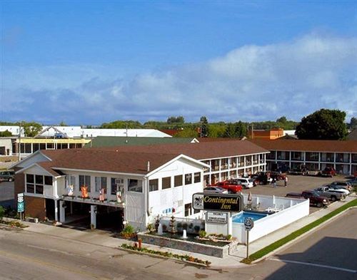 Continental Inn Cheboygan Exteriör bild